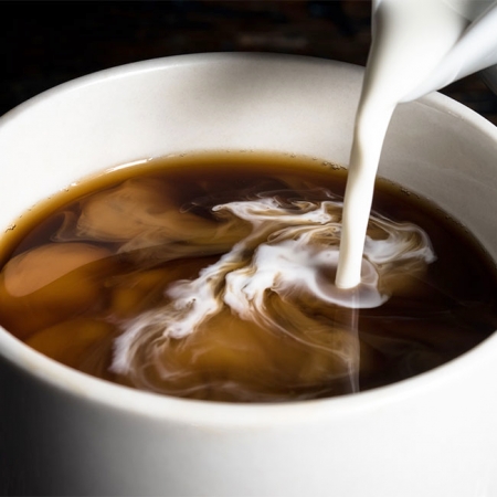 Кофе с молоком — защита для мозга, мышц и костей